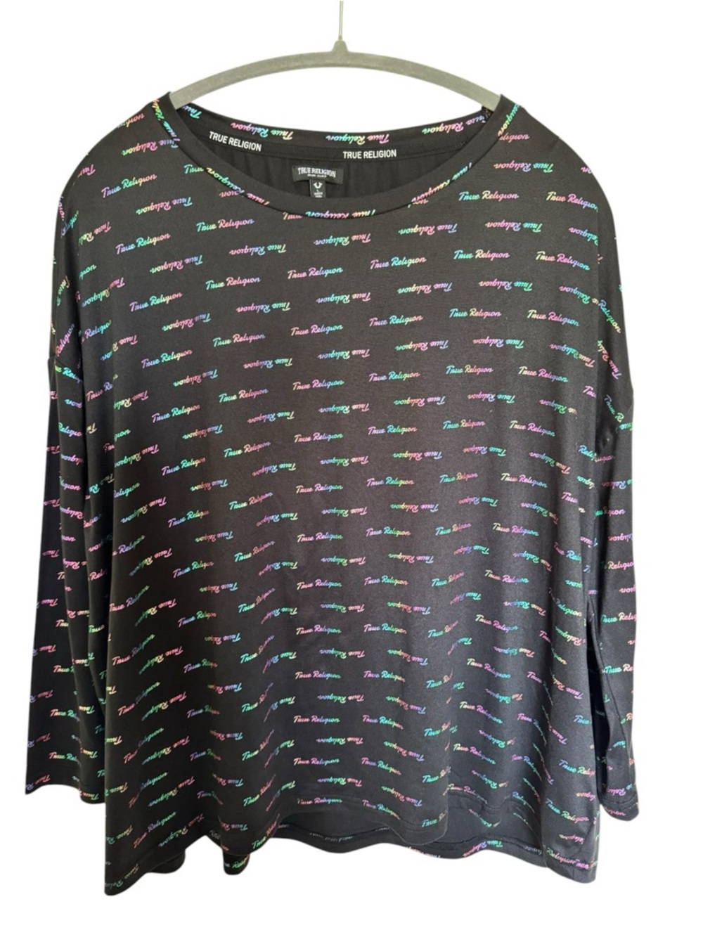True Religion women’s Y2K Logo Print Long Sleeve Tee BLK Multicolor Script SZ L